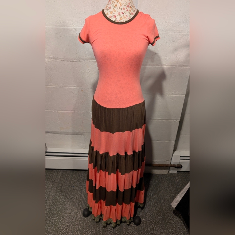 NWT Nuvula Coral and Brown Maxi Dress